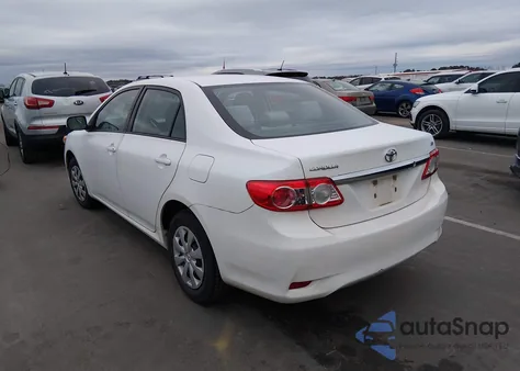2011 Toyota Corolla Le z USA, uszkodzony, nr VIN 2T1BU4EE2BC591319
